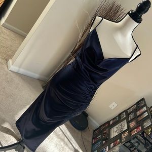 Navy blue stretchy dress with split. Size Large